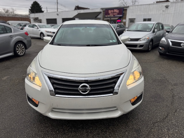 Nissan Altima 2.5 S 2014