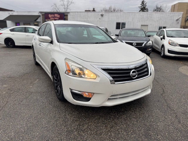 Nissan Altima 2.5 S 2014