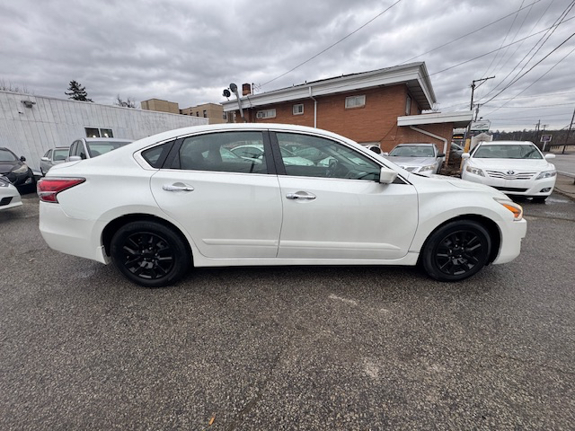 Nissan Altima 2.5 S 2014