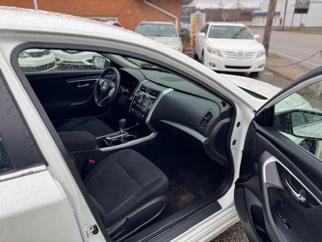 Nissan Altima 2.5 S 2014