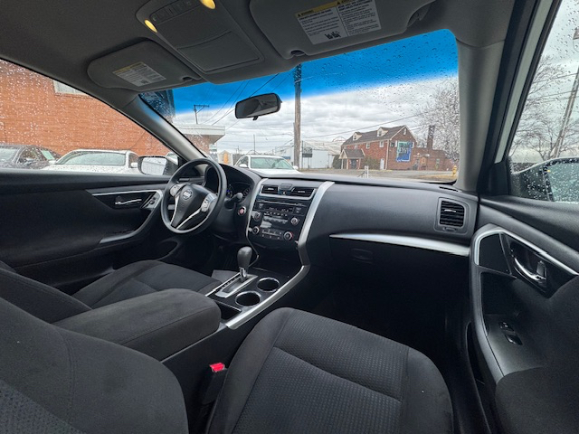 Nissan Altima 2.5 S 2014