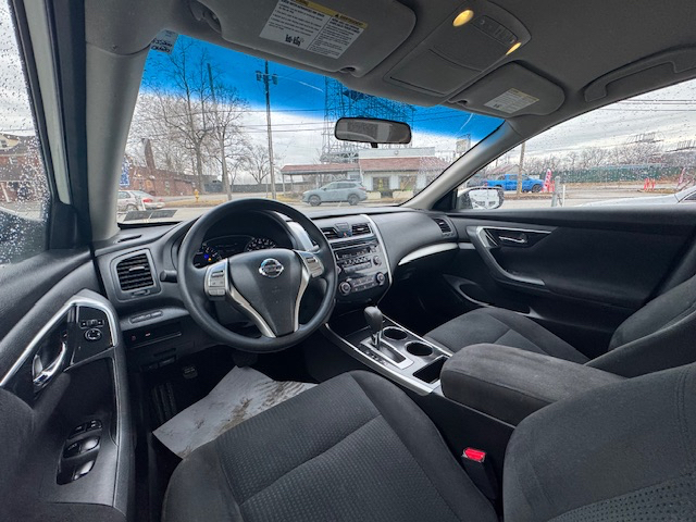 Nissan Altima 2.5 S 2014