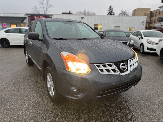 Nissan Rogue S AWD 2012