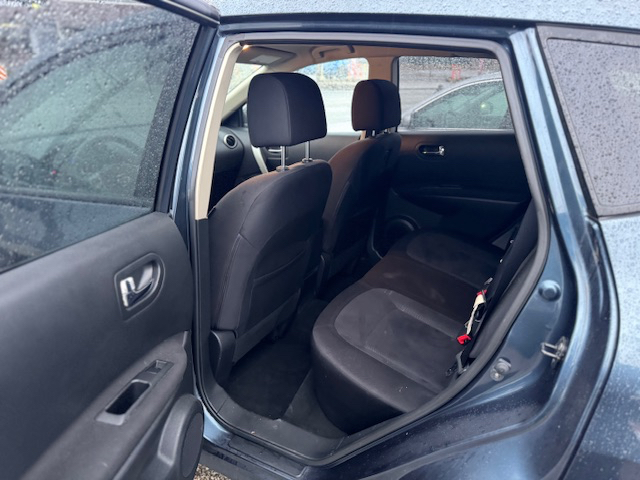 Nissan Rogue S AWD 2012