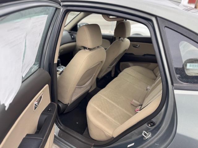 Hyundai Elantra GLS 2010