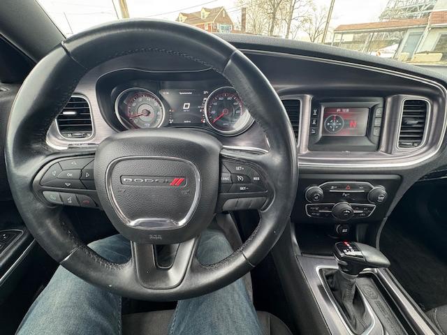 Dodge Charger SE 2015