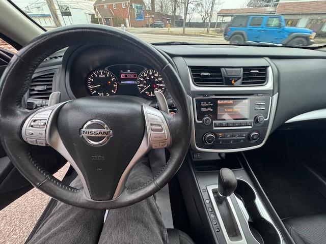Nissan Altima 2.5 SR 2017