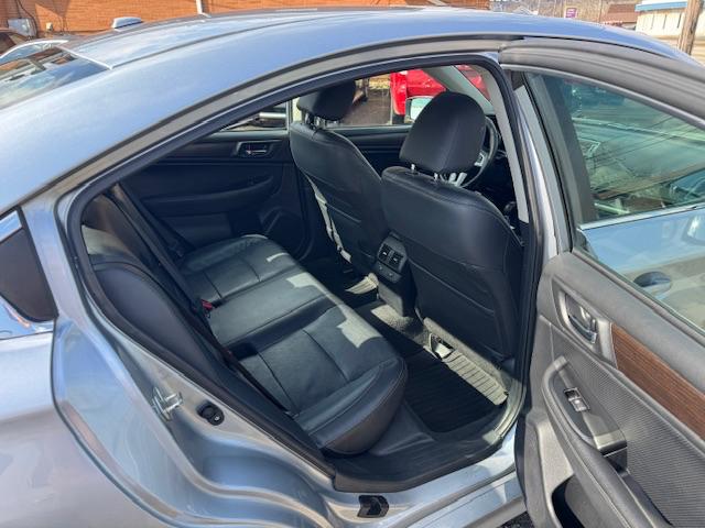 Subaru Legacy 2.5i Limited 2015