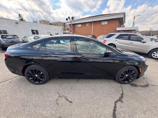 Chrysler 200 S AWD 2015