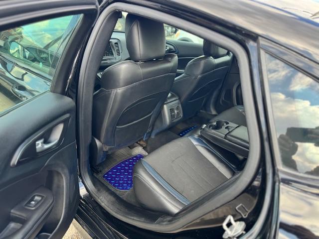 Chrysler 200 S AWD 2015