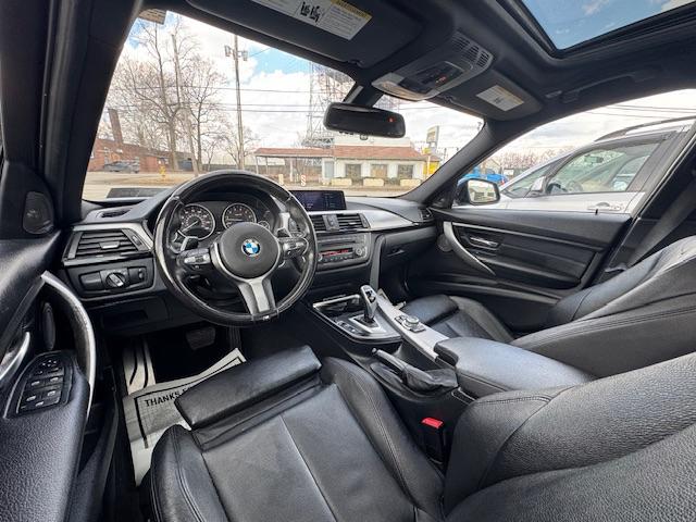 BMW 3-Series 335xi 4D Sedan 2013