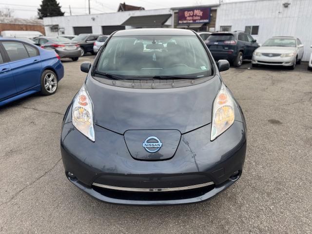 Nissan Leaf S 2013