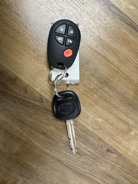 Toyota Sienna LE 8-Passenger 2017