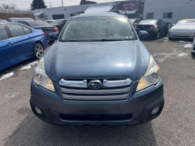 Subaru Outback 2.5i Premium 2013