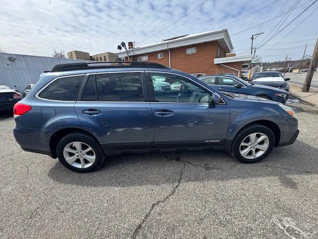 Subaru Outback 2.5i Premium 2013