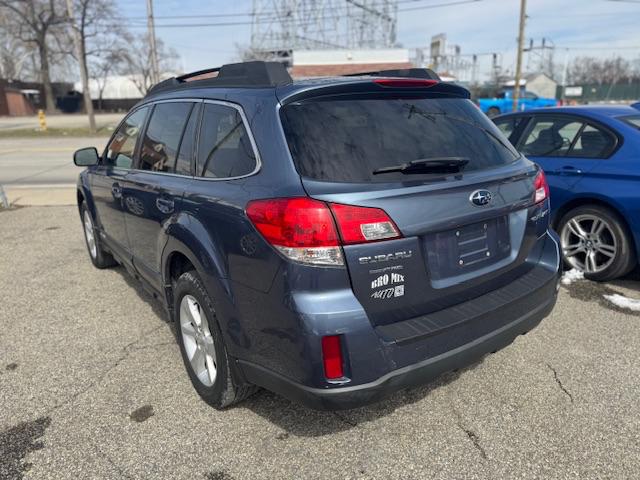 Subaru Outback 2.5i Premium 2013