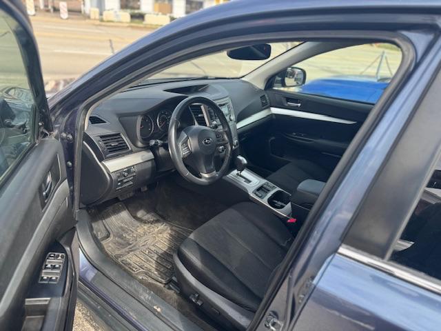 Subaru Outback 2.5i Premium 2013