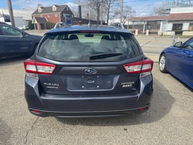 Subaru Impreza 2.0i Premium CVT 5-Door 2017