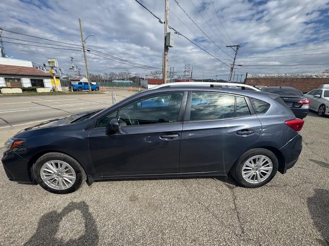 Subaru Impreza 2.0i Premium CVT 5-Door 2017