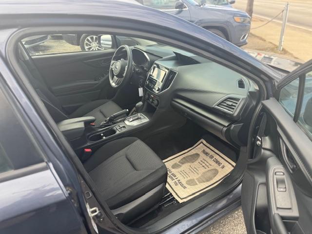 Subaru Impreza 2.0i Premium CVT 5-Door 2017