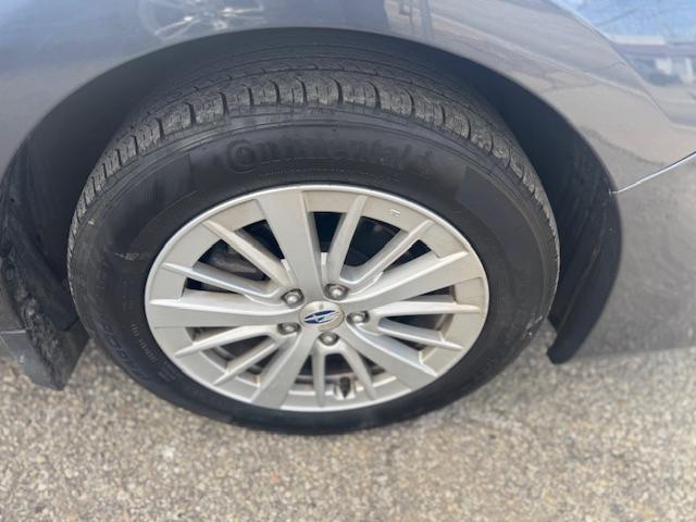 Subaru Impreza 2.0i Premium CVT 5-Door 2017