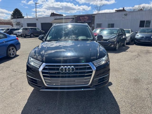 Audi Q5 2.0T Premium quattro 2019
