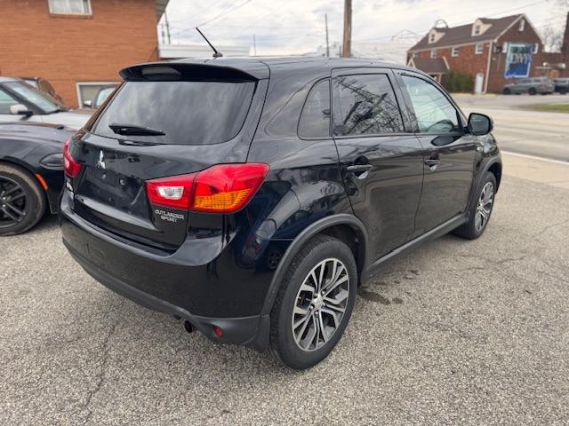 Mitsubishi Outlander Sport 2.0 ES 4WD CVT 2016