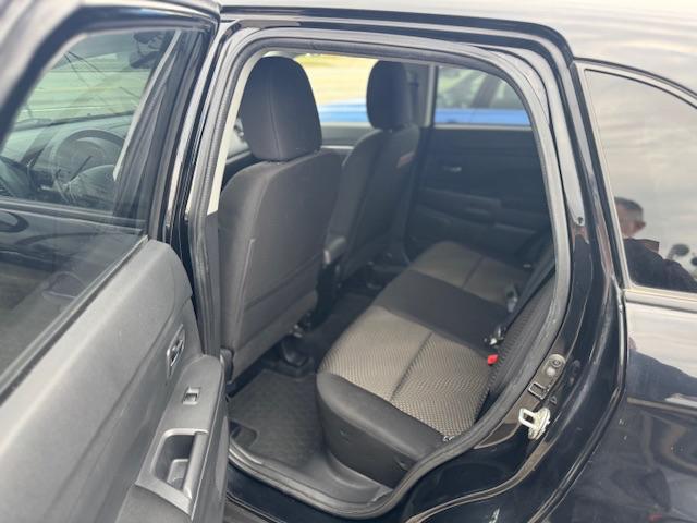 Mitsubishi Outlander Sport 2.0 ES 4WD CVT 2016