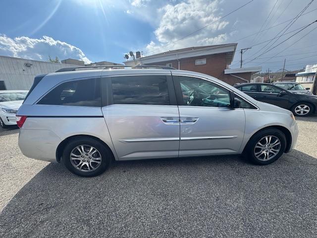 Honda Odyssey EX-L 2011