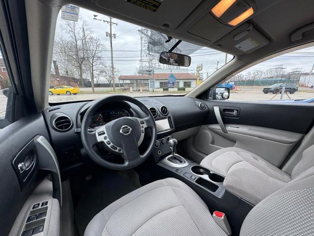 Nissan Rogue AWD SV 2013