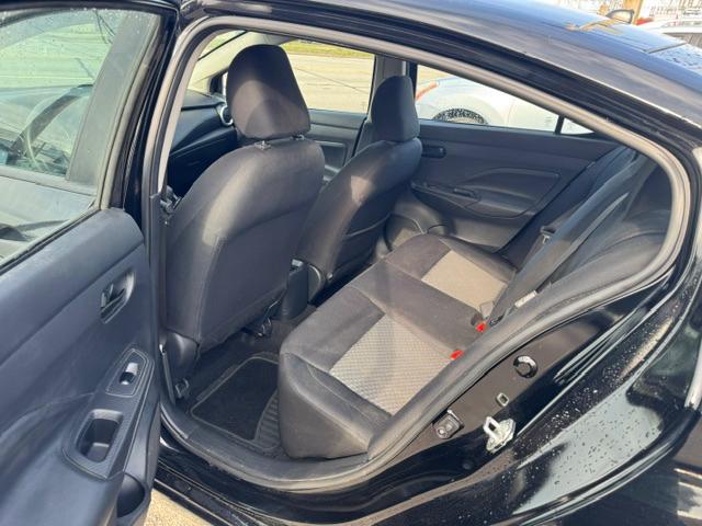 Nissan Versa S CVT 2021