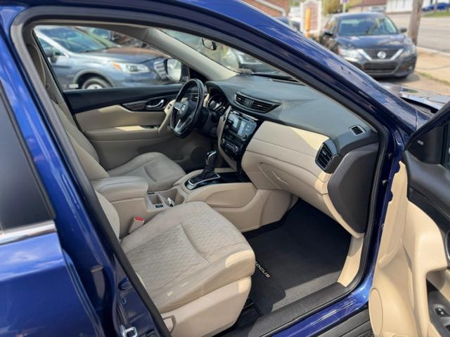 Nissan Rogue AWD SV 2017