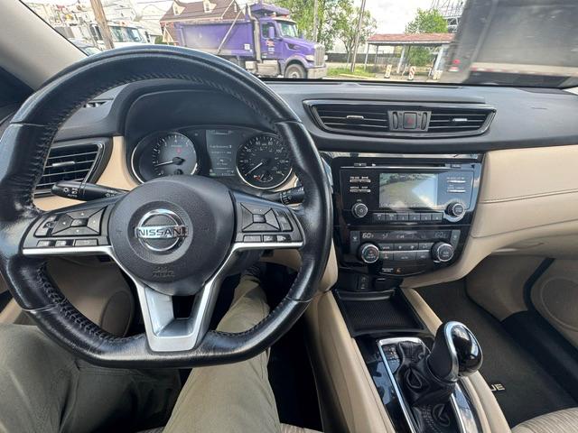 Nissan Rogue AWD SV 2017