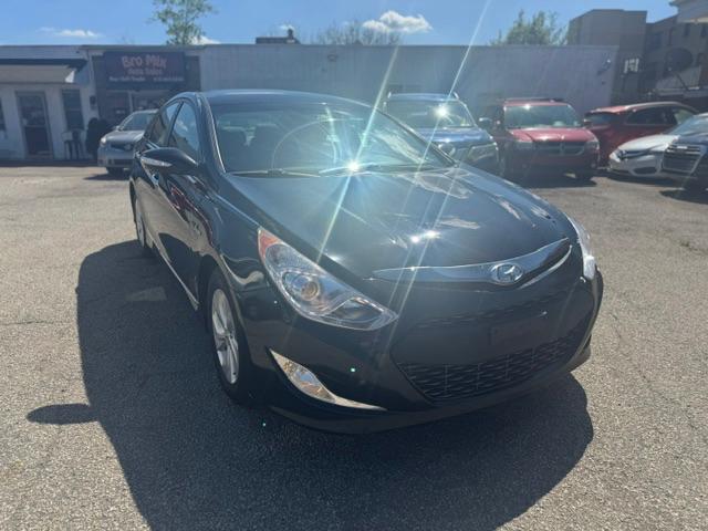 Hyundai Sonata Hybrid Sedan 2014