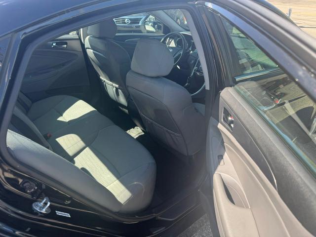 Hyundai Sonata Hybrid Sedan 2014