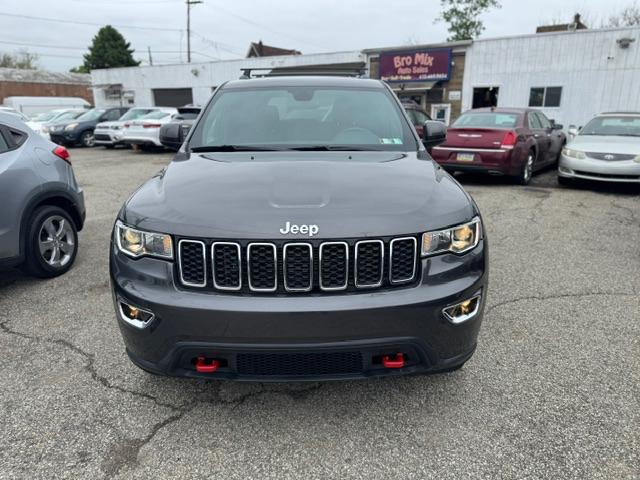 Jeep Grand Cherokee Laredo 4WD 2019