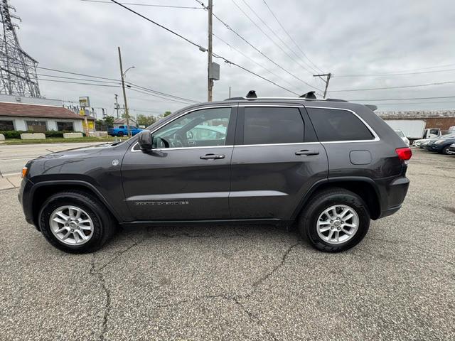 Jeep Grand Cherokee Laredo 4WD 2019