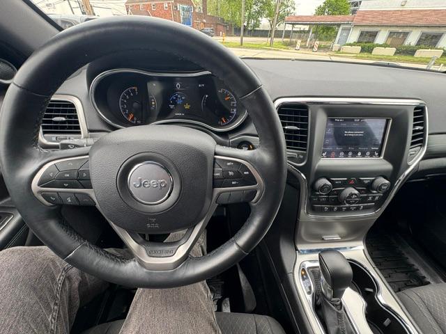 Jeep Grand Cherokee Laredo 4WD 2019