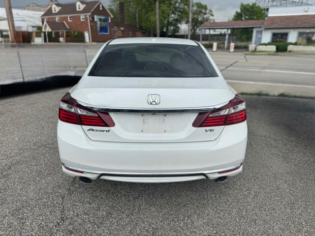 Honda Accord EX-L Sedan V6 6-Spd AT 2017