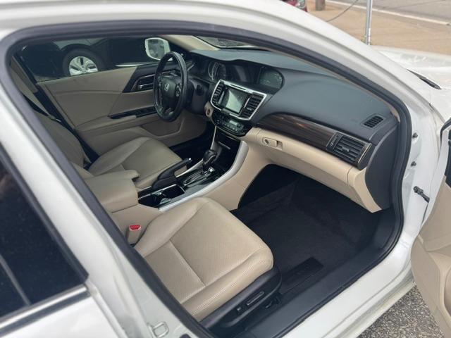 Honda Accord EX-L Sedan V6 6-Spd AT 2017