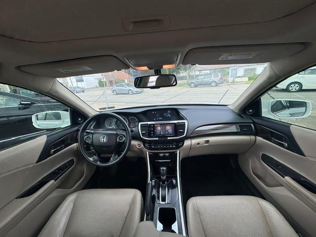 Honda Accord EX-L Sedan V6 6-Spd AT 2017