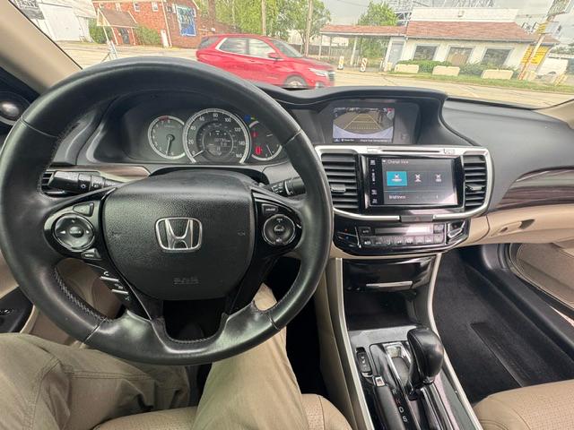 Honda Accord EX-L Sedan V6 6-Spd AT 2017