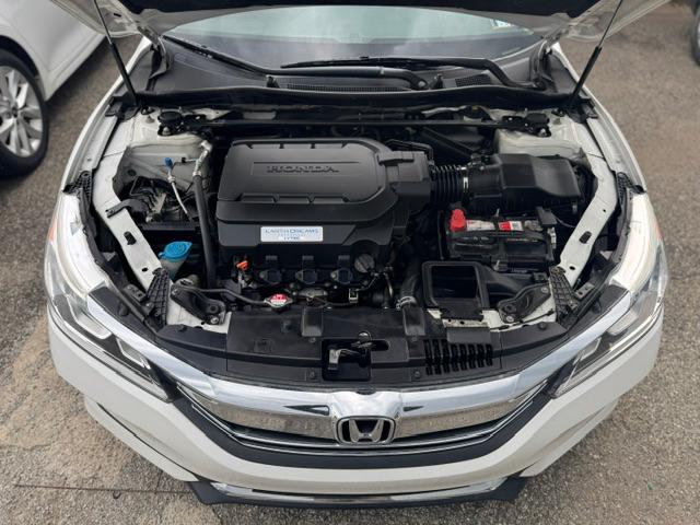 Honda Accord EX-L Sedan V6 6-Spd AT 2017