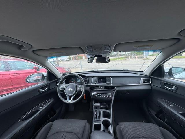 Kia Optima LX 2017