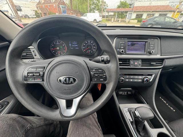Kia Optima LX 2017