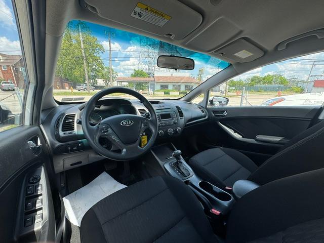 Kia Forte LX w/Popular Package 2016