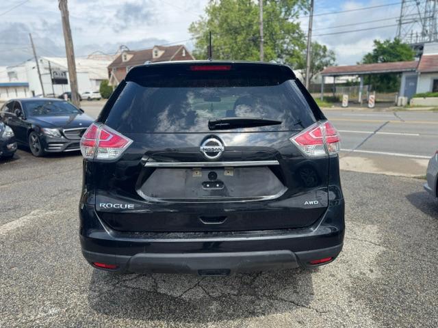 Nissan Rogue S 2016