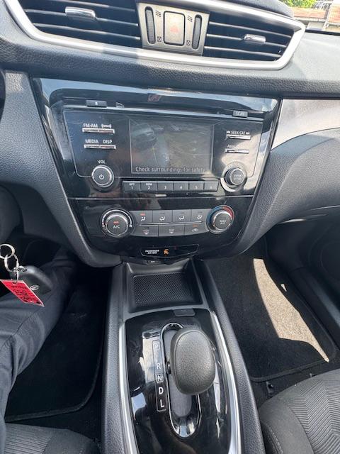 Nissan Rogue S 2016