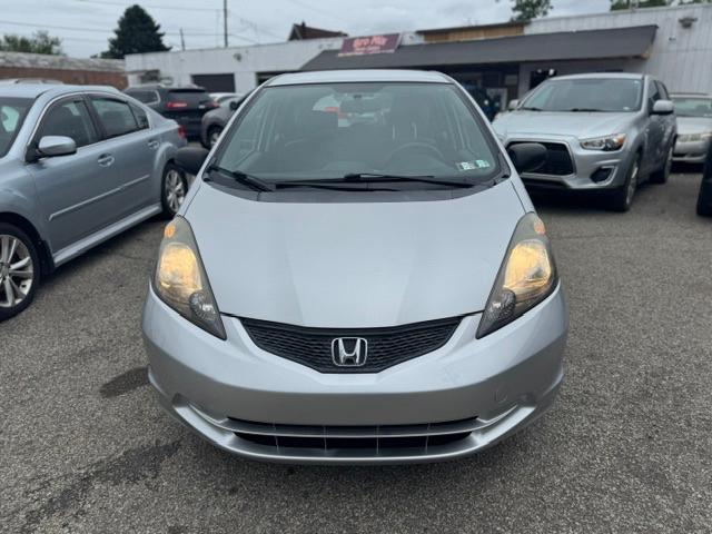 Honda Fit 5-Speed AT 2011