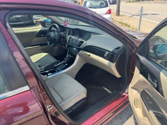 Honda Accord LX Sedan CVT 2016